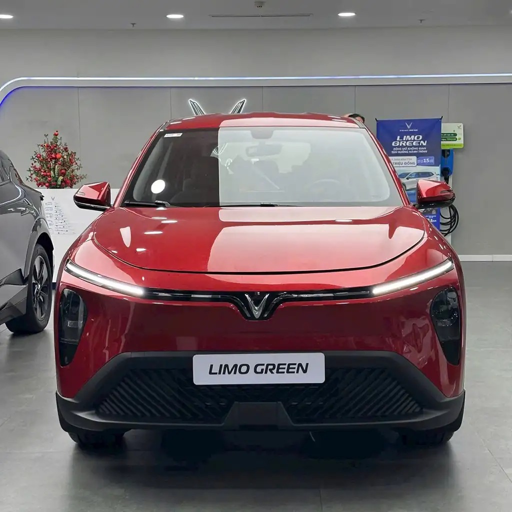 Đ&aacute;nh gi&aacute; ngoại thất VinFast Limo Green 2026 - 2
